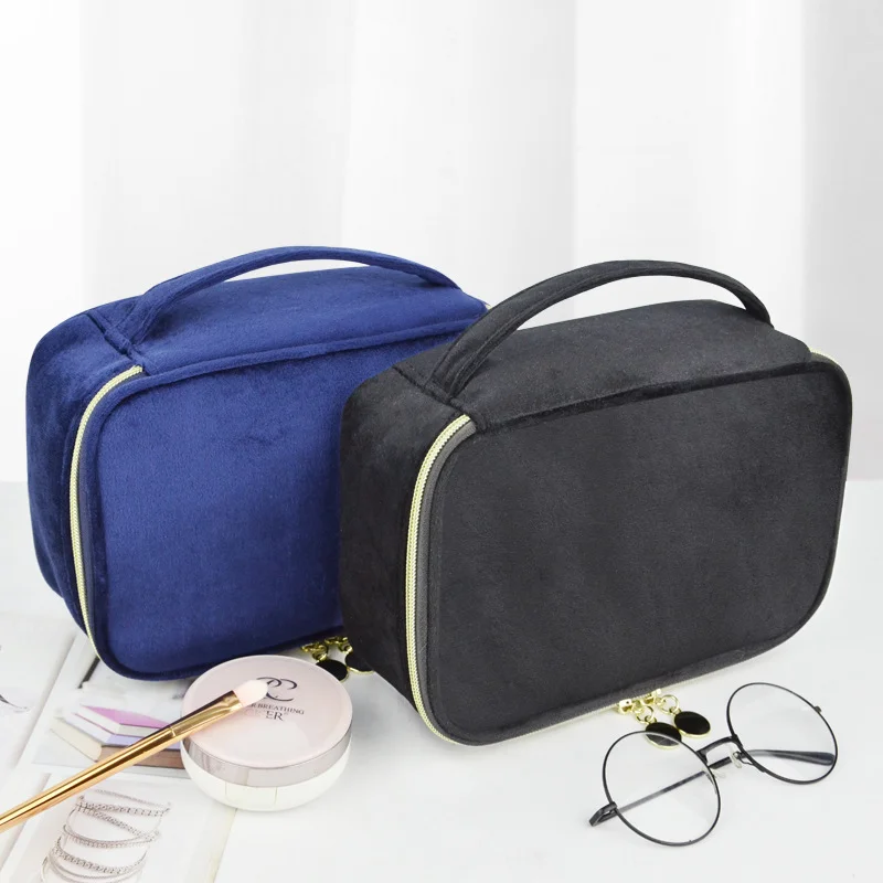 Guangzhou Fuliya Industry Co.,Ltd C-81220 Velvet makeup bag, large capacity with easy access, brush storage band, satin lining, smooth zipper, and comfortable handle - for travel and daily use.