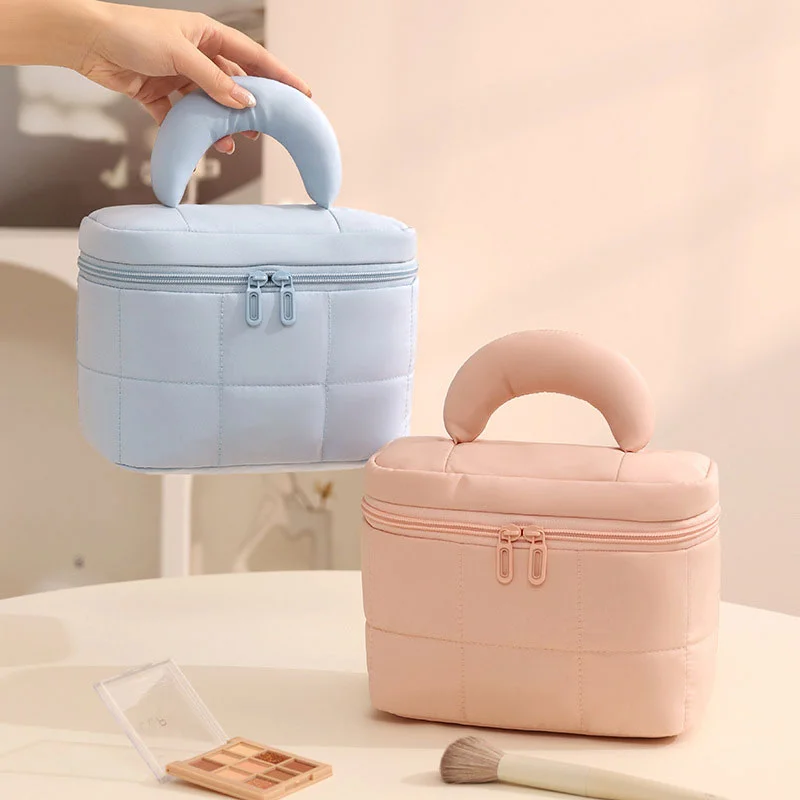 Guangzhou Fuliya Industry Co.,Ltd C-81224 Candy-color hand-carry makeup bag, large capacity with compartments, built-in mesh pocket and brush storage, wide opening, comfortable handle, and smooth zipper - for travel and daily use.