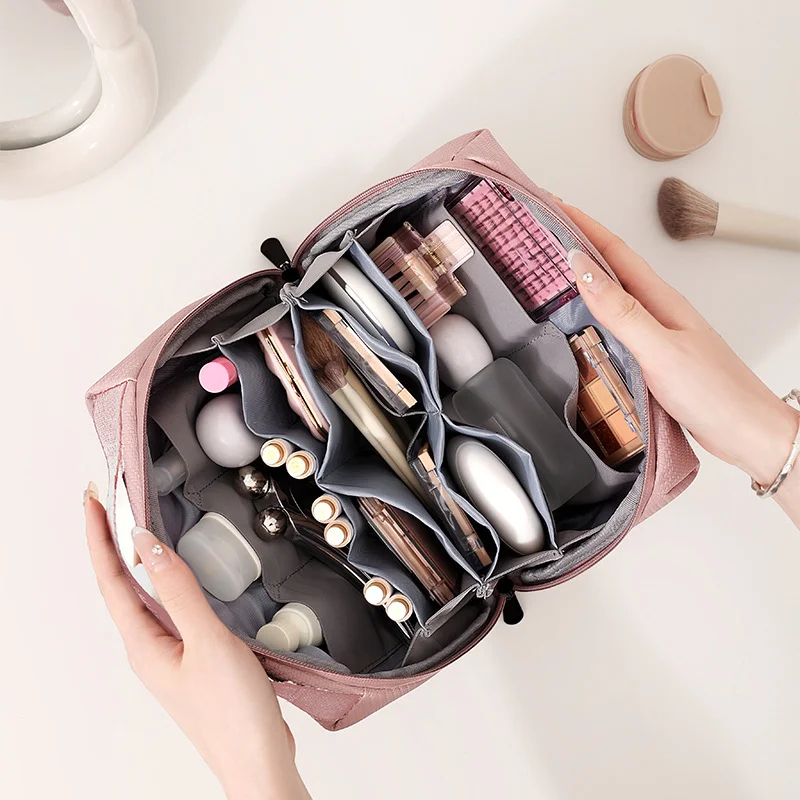 Guangzhou Fuliya Industry Co.,Ltd C-81225  Waterproof travel organizer pouch, large capacity with multi-compartments for cables, chargers, power banks, and accessories, comfortable handle, and smooth zipper - for travel and daily use.