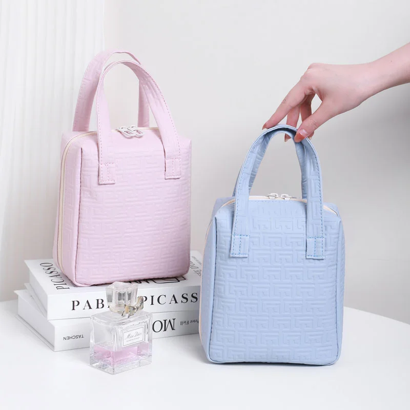 Guangzhou Fuliya Industry Co.,Ltd C-81229 Large-capacity hand-carry makeup bag, PU waterproof material, multi-compartment storage, wide opening for easy access, comfortable handle, smooth zipper, multiple colors - for travel and daily use.