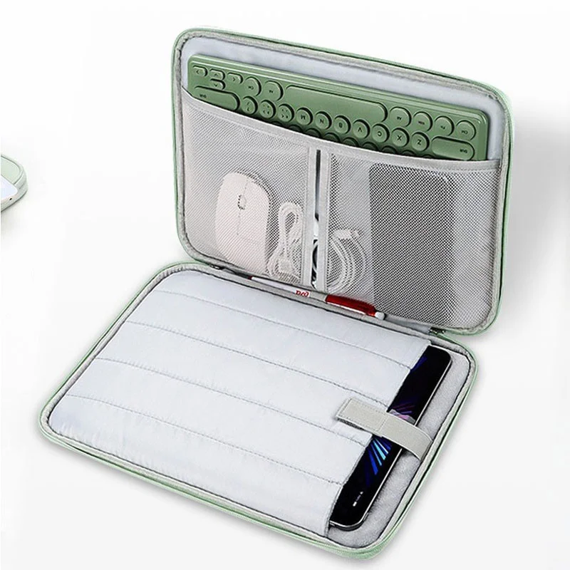 Guangzhou Fuliya Industry Co.,Ltd C-81258 Tablet sleeve bag, 180° opening, water-resistant and wear-resistant, fleece lining with hook-and-loop, main compartment, mesh pocket, pen slot, and handle - for business, office, and travel.
