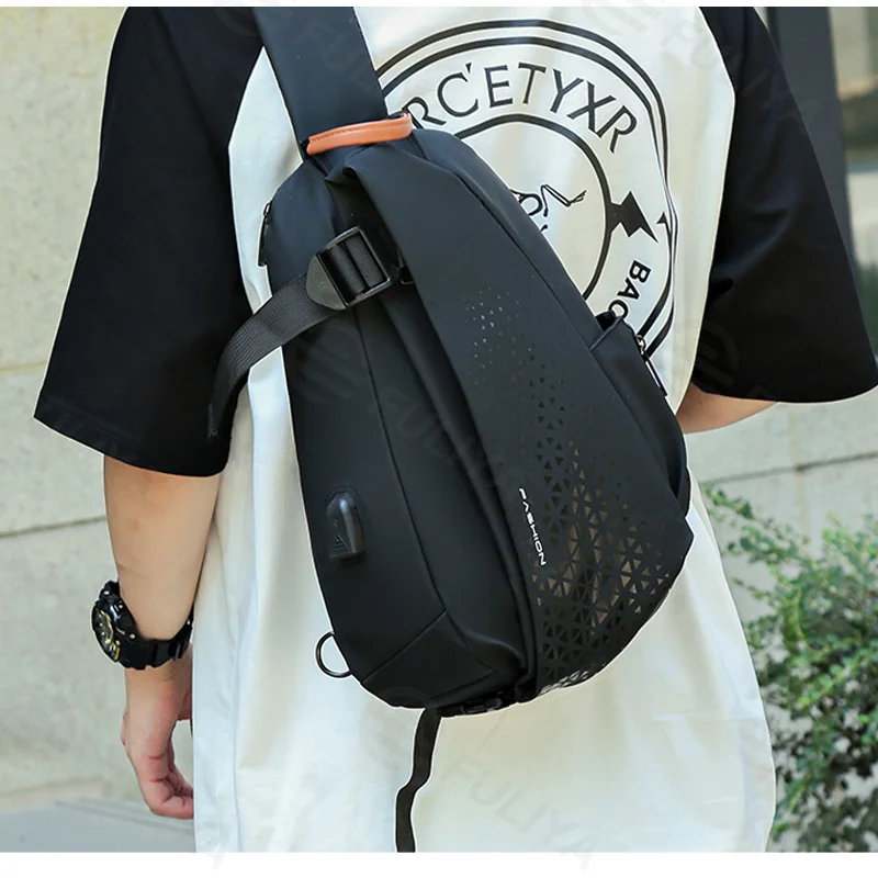 Guangzhou Fuliya Industry Co.,Ltd C-81278 Utility crossbody bag, large capacity, comfortable handle, breathable strap, front zipper and side slip pockets - shoulder, crossbody, or hand carry for motorcycling, cycling, and daily use.