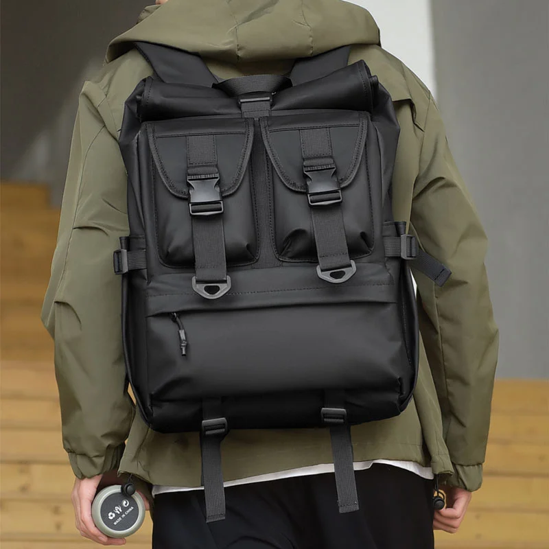 Guangzhou Fuliya Industry Co.,Ltd C-81305 Large-capacity casual backpack, roll-top expansion (18L/24L), magnetic flap, honeycomb breathable back panel, luggage strap - for commuting, travel, and business.