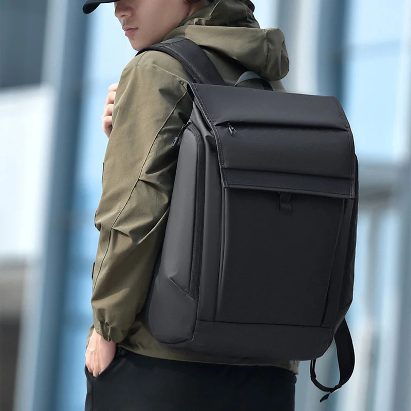 Guangzhou Fuliya Industry Co.,Ltd C-81307 Water-repellent business commuter backpack, ergonomic, large capacity with laptop compartment and luggage strap - for business, commuting, and travel.