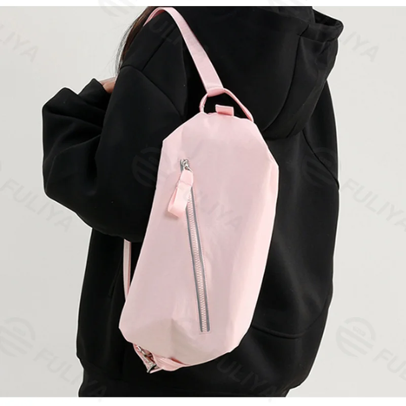 Guangzhou Fuliya Industry Co.,Ltd C-81314 Multi-functional sports bag with multiple carrying modes (shoulder, crossbody, chest, backpack, hand), extended design, water-repellent fabric, reflective strips - for cycling, fitness, and daily.