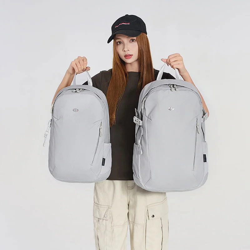 Guangzhou Fuliya Industry Co.,Ltd C-81318 Large-capacity lightweight backpack, pressure-relieving back panel, non-slip chest buckle, trekking pole and luggage attachment - for commuting, hiking, and school.