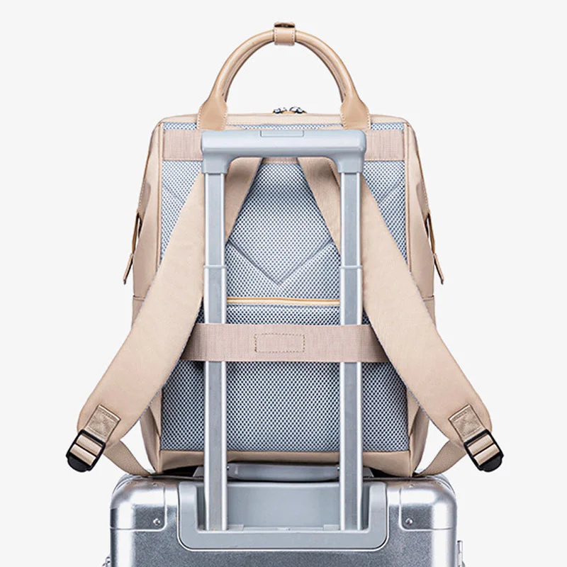 Guangzhou Fuliya Industry Co.,Ltd C-81321 Large-capacity backpack, multi-layer storage, built-in laptop compartment, luggage pass-through sleeve, wide shoulder straps and comfortable handle - suitable for commuting, travel, and daily use.
