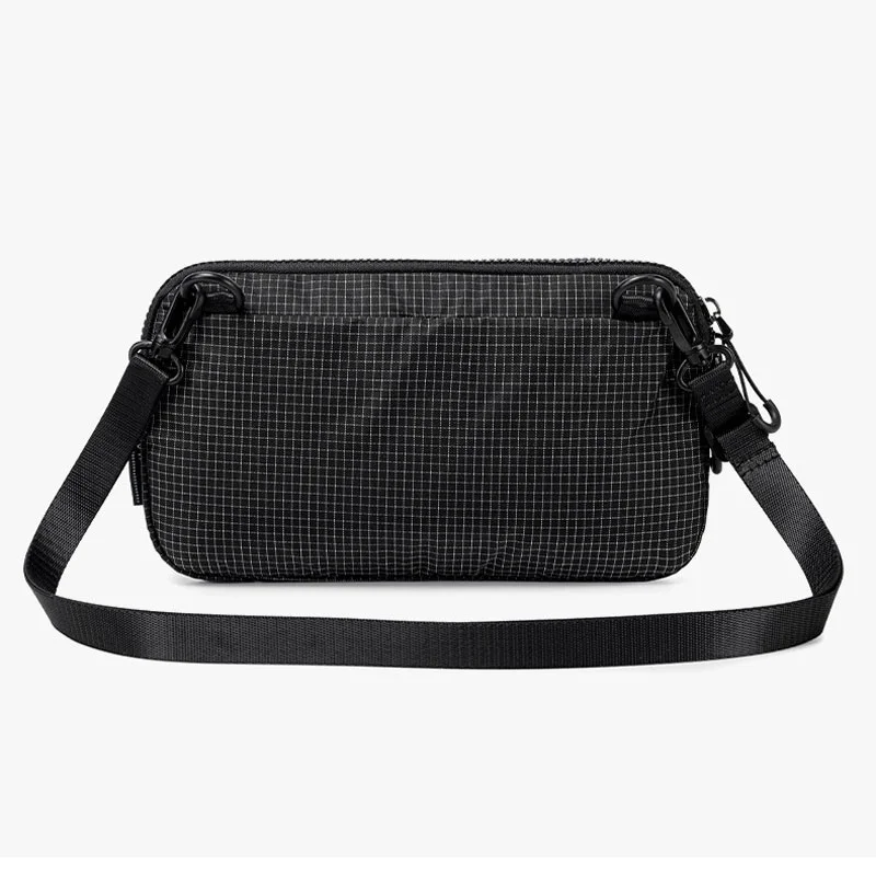 Guangzhou Fuliya Industry Co.,Ltd C-81332 Lightweight stylish small bag, detachable hook buckle, D-ring, smooth zipper, hidden snap button, large main compartment, multiple pockets - ideal for casual daily use.