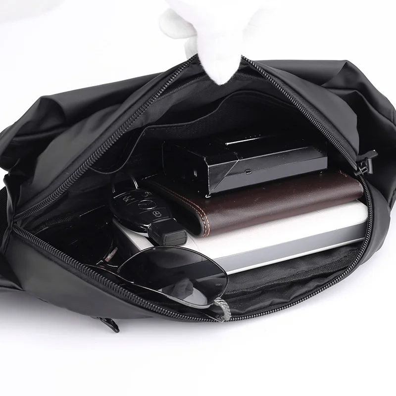 Guangzhou Fuliya Industry Co.,Ltd C-81055 Outdoor casual waist bag, water-resistant, large capacity, side pocket, separate bottle pocket, adjustable strap, and retaining strap.Wear as waist, chest, or crossbody bag for outdoor, sports, and daily use.